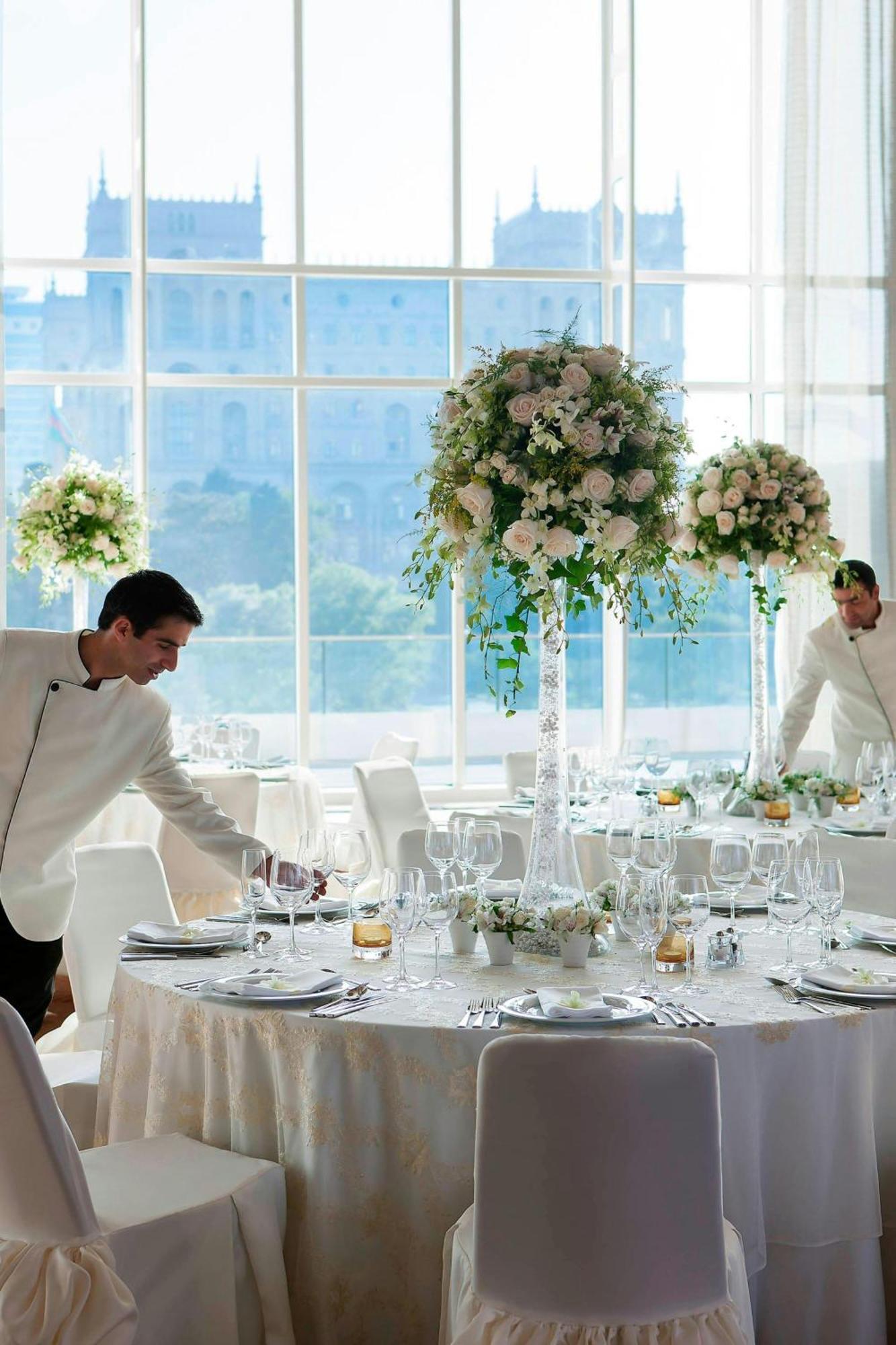 Jw Marriott Absheron Baku Hotel Exterior foto Wedding reception at the Four Seasons Hotel, London